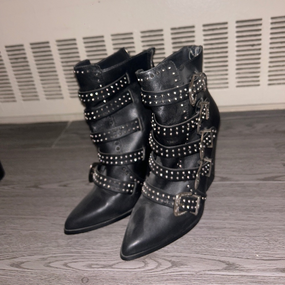 Steve Madden Comet Boot